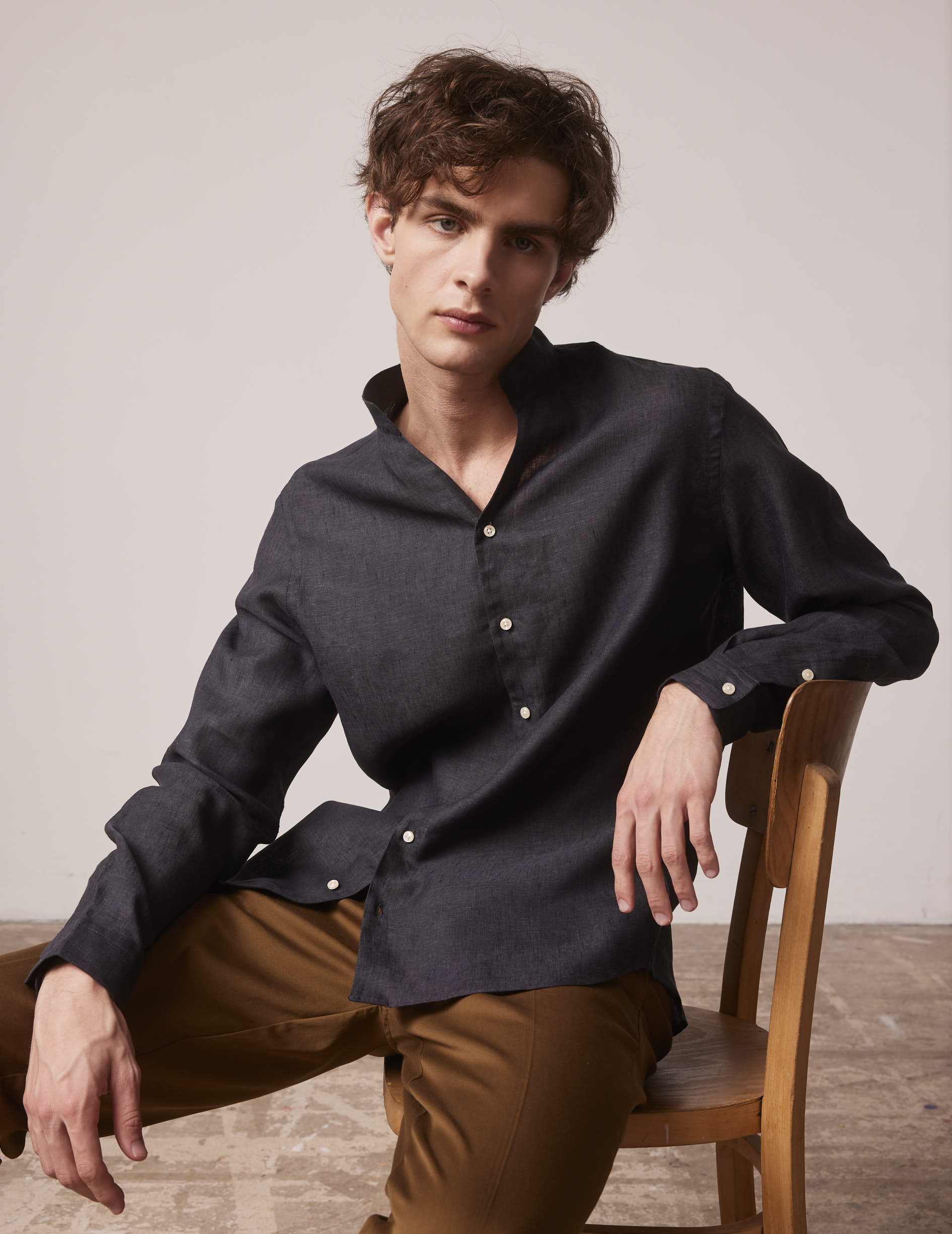 Chemise Carl en lin noir