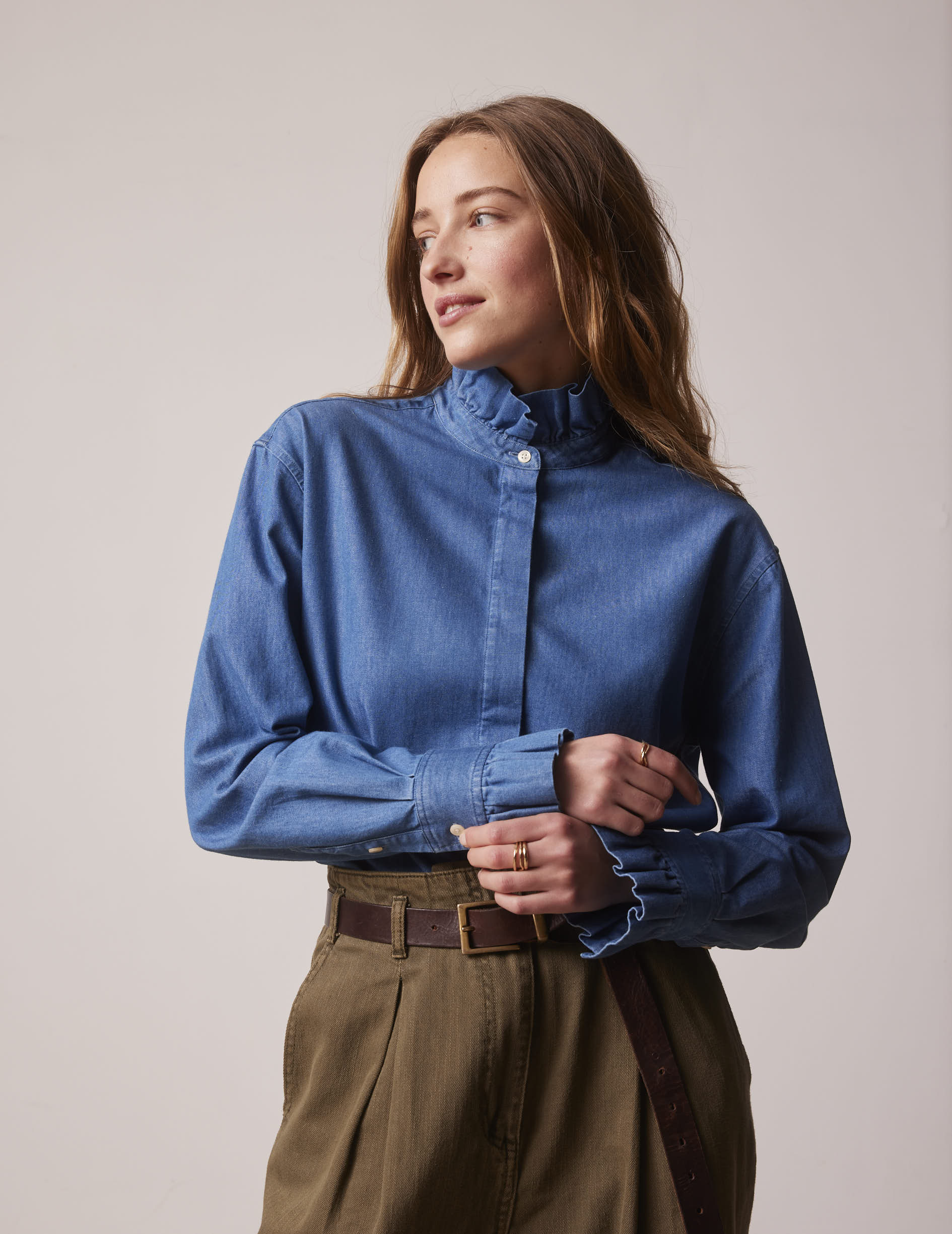 Chemise Laurine gorge cachée en denim bleu