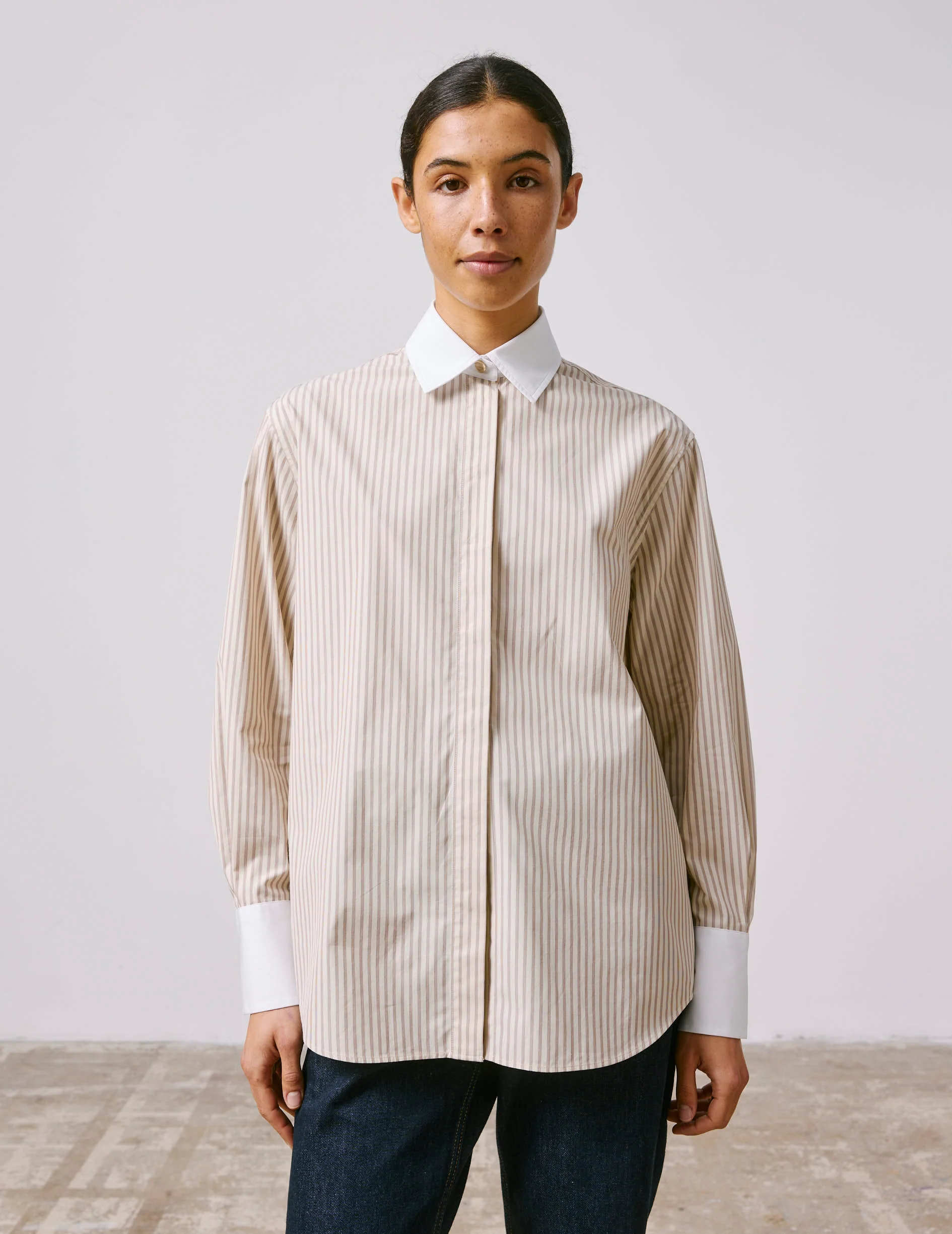 Chemise Mathéa gorge cachée rayée beige